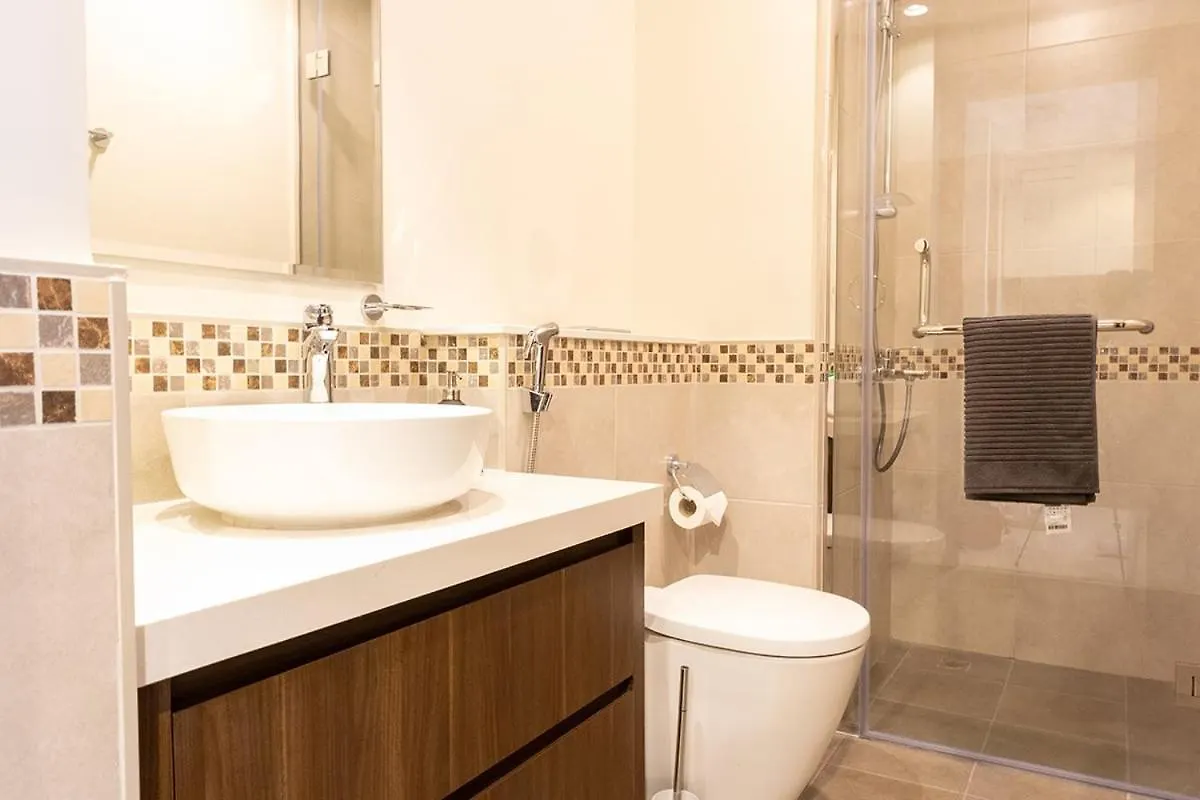 Apartment Aws Holiday Homes - Modern And Stylish Stay Dubai
