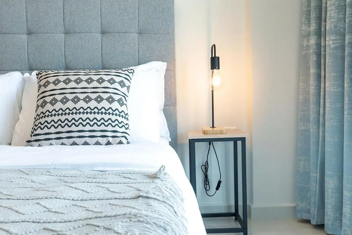 Aws Holiday Homes - Modern And Stylish Stay Dubai 0*,