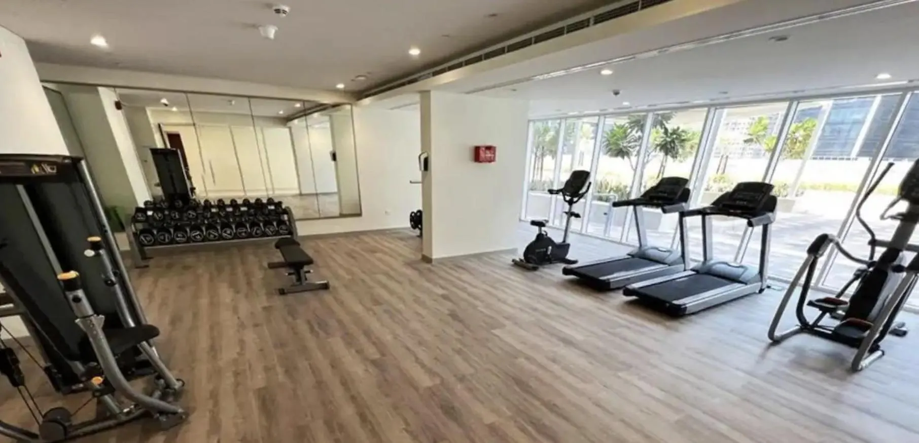Apartment Aws Holiday Homes - Modern And Stylish Stay Dubai